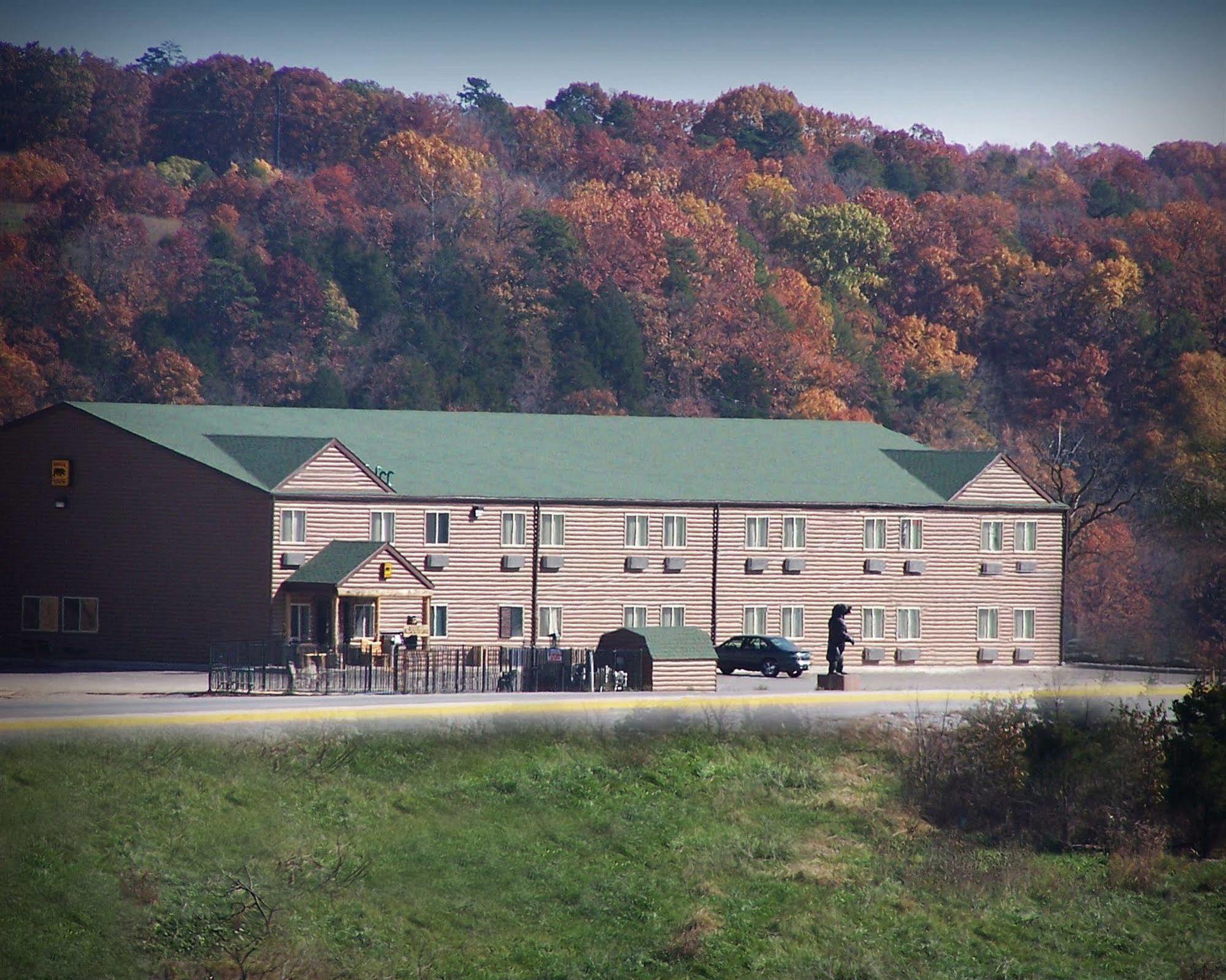 Booneslick Lodge - Jane Bagian luar foto